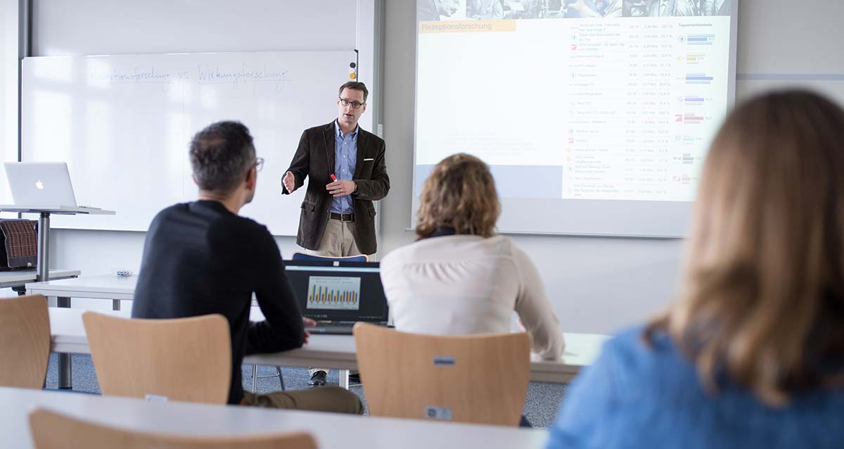 Informationen zu Public Relations-Studium in Kiel - DHSH